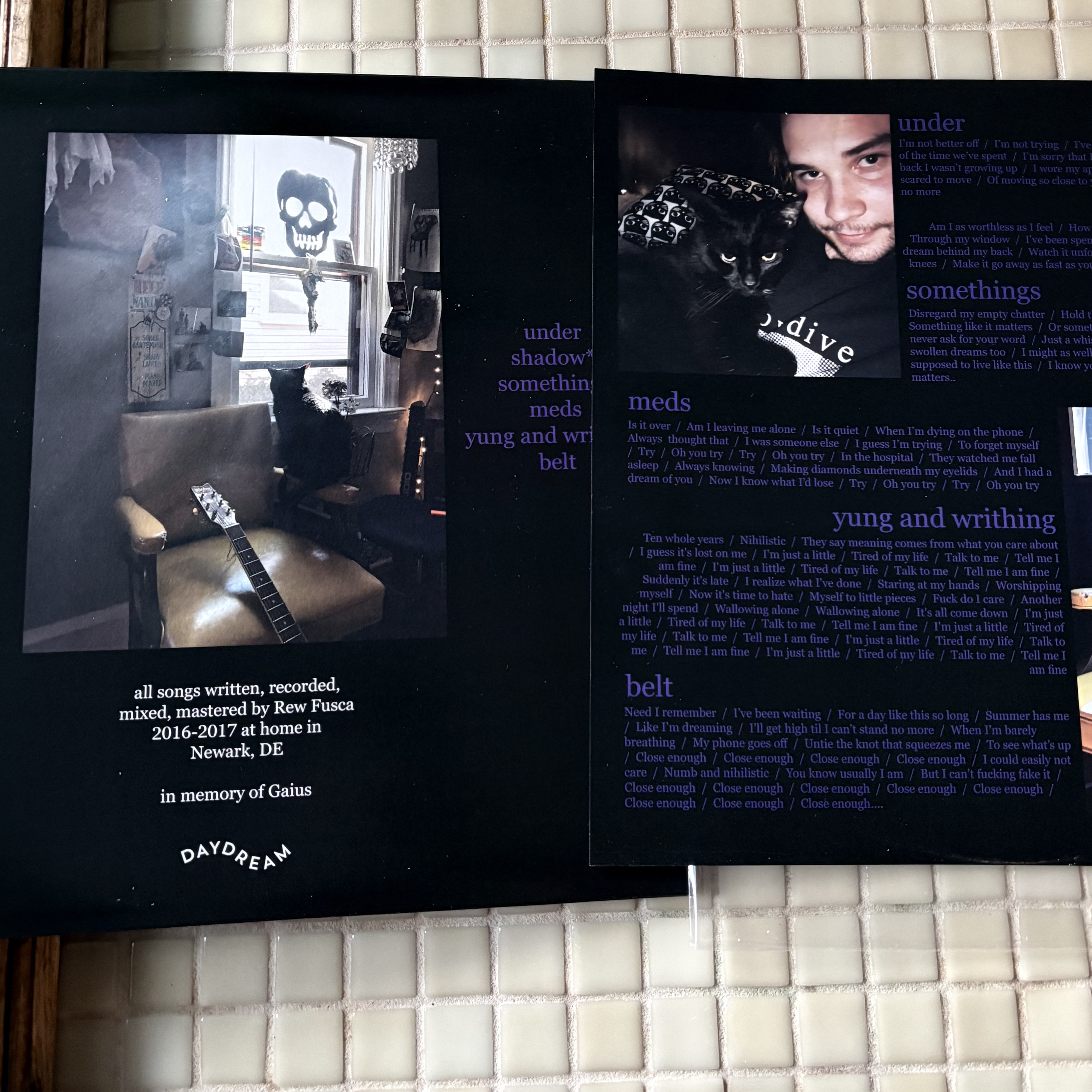 rew self titled vinyl detail